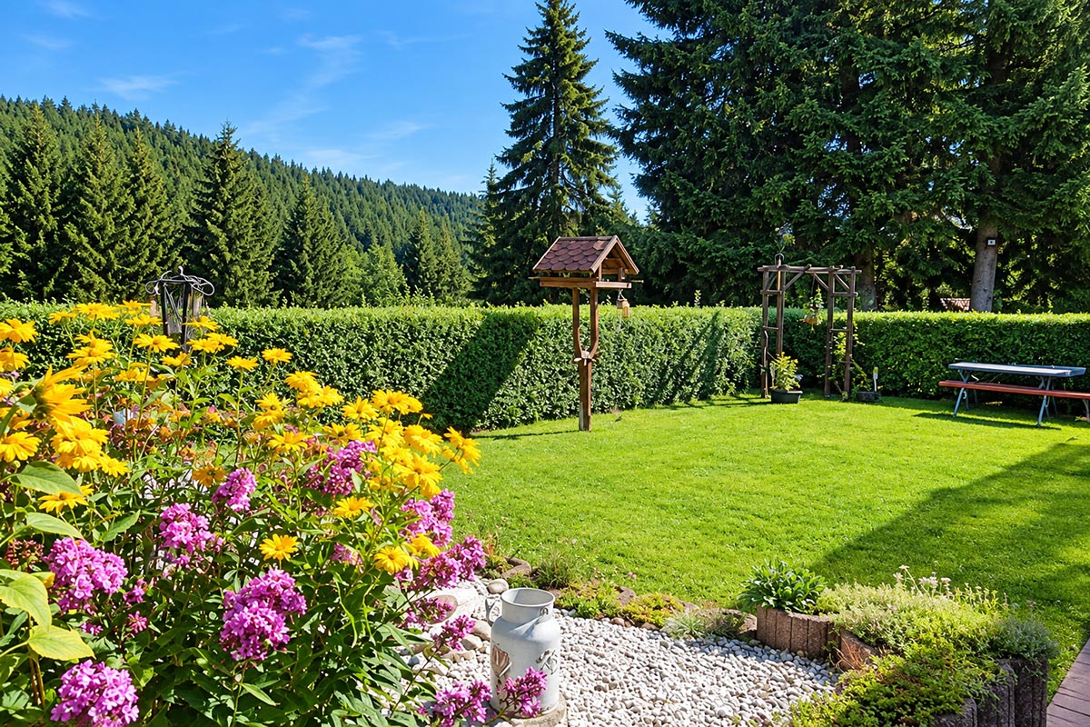 Garten mit Liegewiese