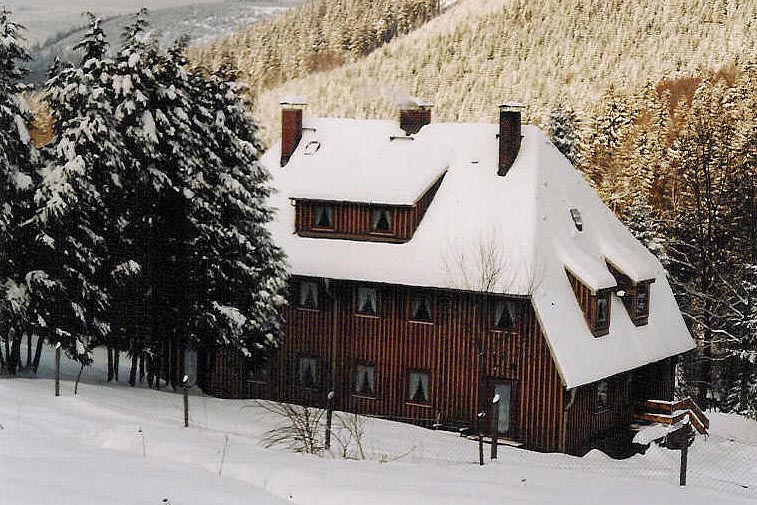 Ferienwohnungen Forsthaus Kanzlersgrund, Oberschönau - Winteransicht