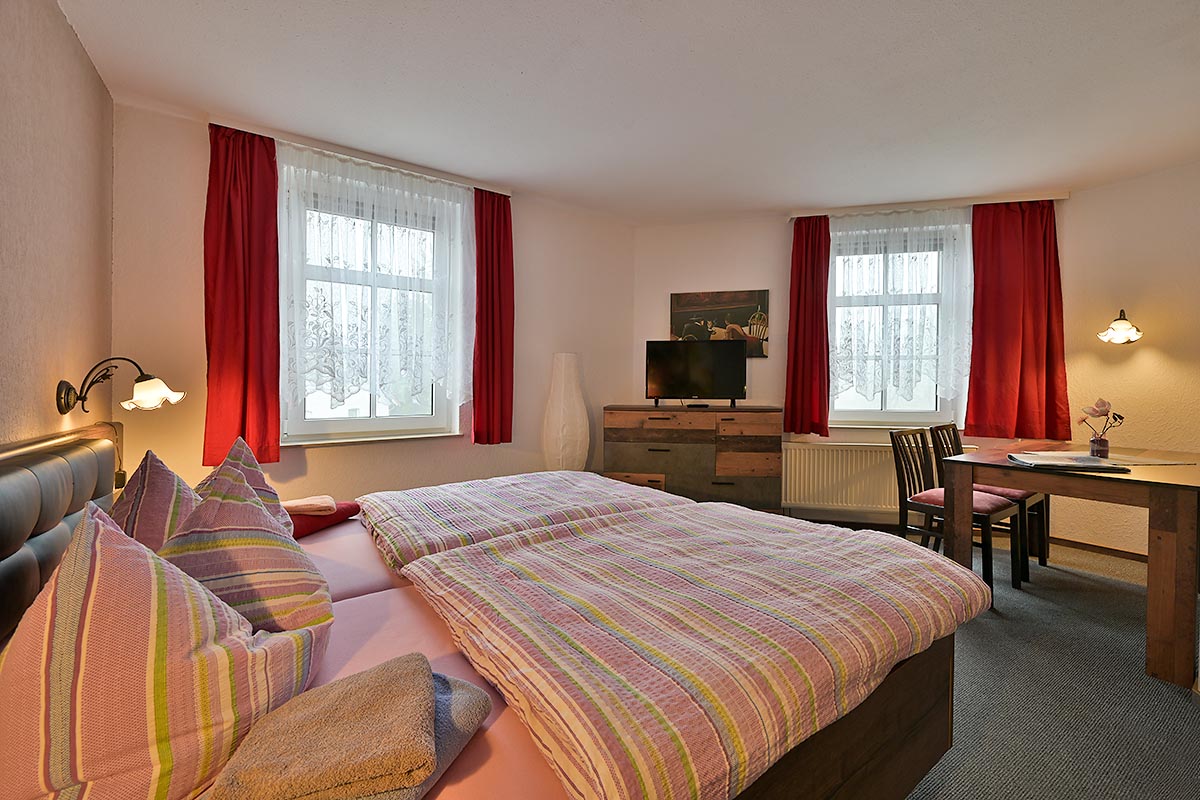 Blick in ein Doppelzimmer