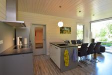 Küchbereich mit Esstisch