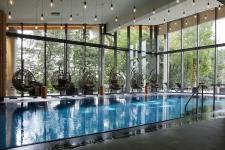 Poolhaus mit Salzwasserbad