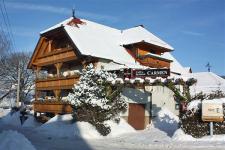 Café &amp; Pension Carmen, Brotterode-Trusetal - Winteransicht