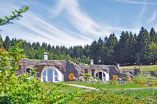 Feriendorf Auenland *** Erdhäuser