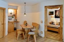 Blick in ein Erdhaus