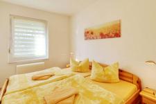 Standard-Bungalow (Schlafzimmer 1)