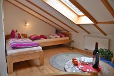 Blick in ein Schlafzimmer