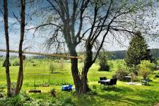 Garten mit Blick in die Natur