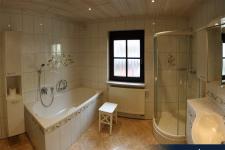 Blick in ein Badezimmer