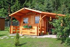 Gartenhaus auf dem Grundstück