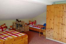 Blick in das Schlafzimmer 1