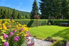 Garten mit Liegewiese