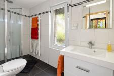 Bad mit Dusche / WC