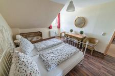 Blick in ein Schlafzimmer (Fewo6)