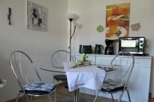 Blick in den Essbereich / Küche