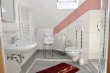 Ferienwohnung im Dachgeschoss, Bad