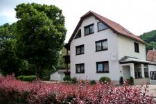 Ferienwohnungen Zu den Kammerlöchern, Geraberg