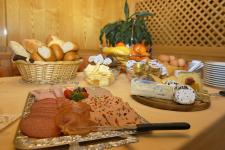 Leckeres Frühstücksbuffet