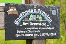 Beschriftung auf Schiefer