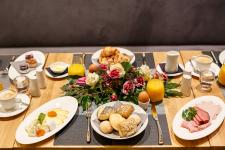 Reichhaltiges Frühstück