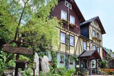 Ferienwohnungen Haus Rennsteigrose, Limbach