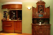 Rezeption mit historischen Möbeln