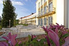 Hotel Am Burgholz, Bad Tabarz - Sommeransicht