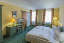 Blick in ein rollstuhlgerechtes Zimmer