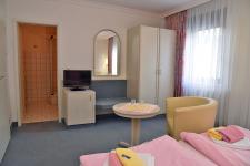 Blick in ein Doppelzimmer