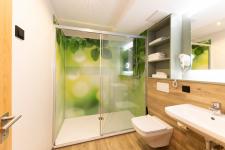 Blick in ein Badezimmer