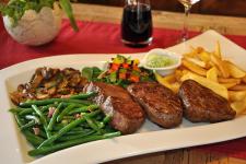 Steakteller für 2 Personen