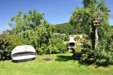 Garten mit Grillplatz