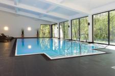 hoteleigenes Hallenbad (60 qm)