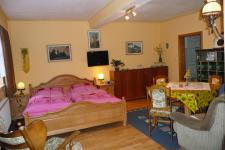 großes Doppelzimmer