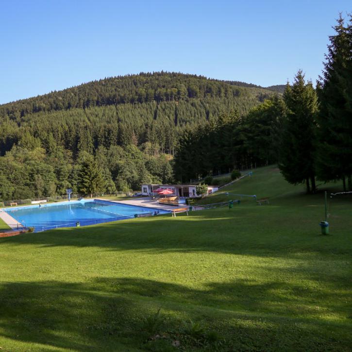 Waldschwimmbad in Kleinschmalkalden