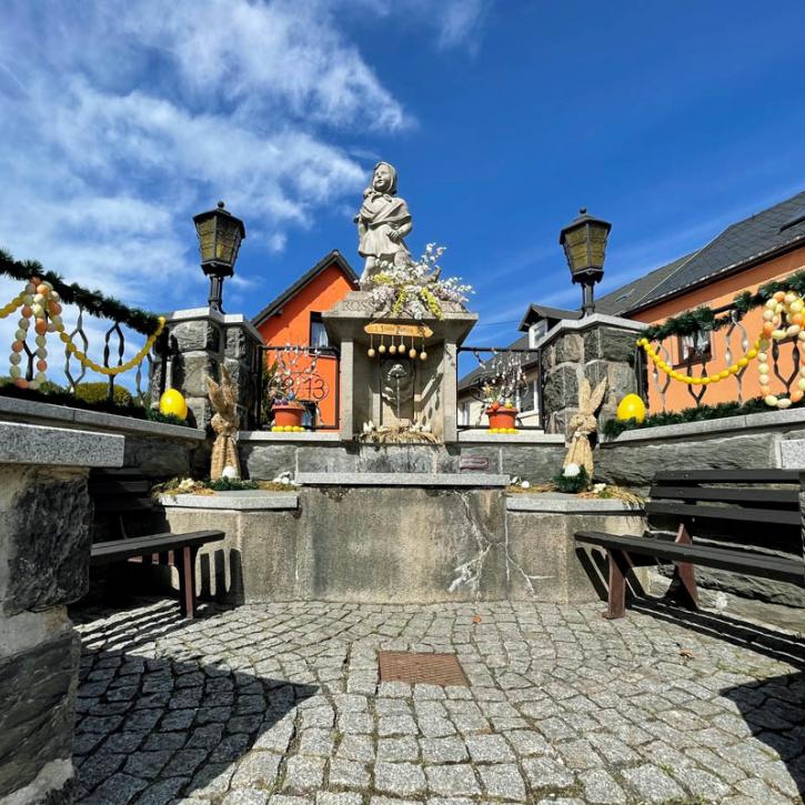 Rosenbrunnen in Steinach