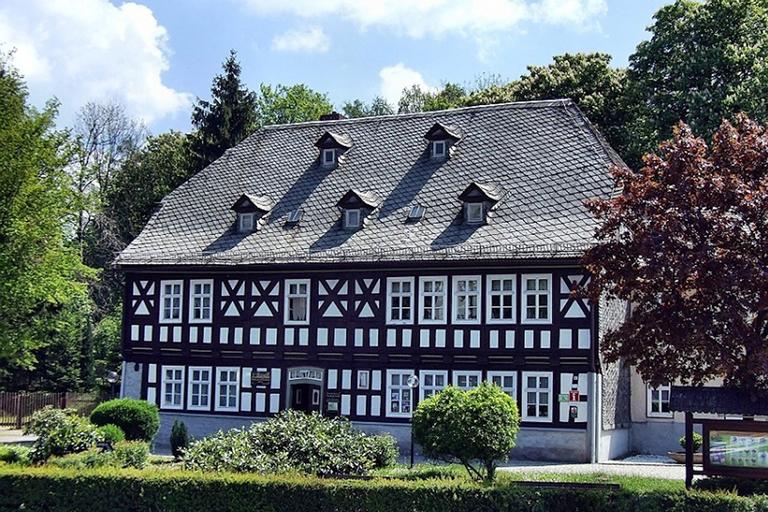 Fröbelhaus & Touristinfo